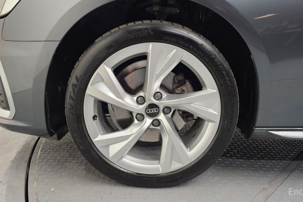 2022 Audi A4 с пробегом 69 415 км