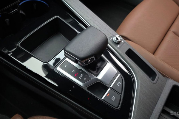 2023 Audi A4 с пробегом 14 421 км