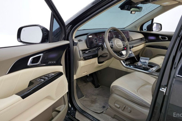 2022 Kia Carnival с пробегом 62 404 км