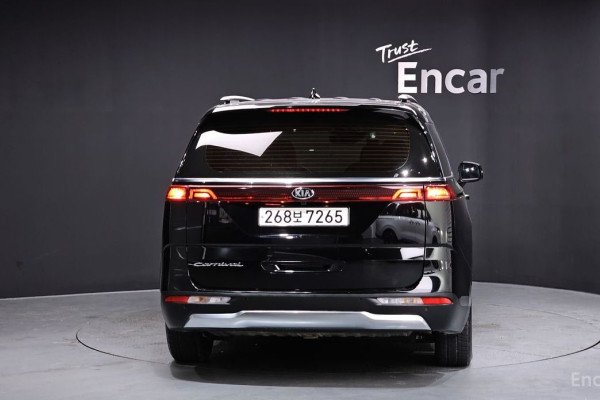 2021 Kia Carnival с пробегом 106 516 км