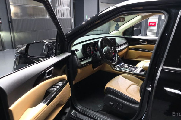 2022 Kia Carnival с пробегом 120 800 км
