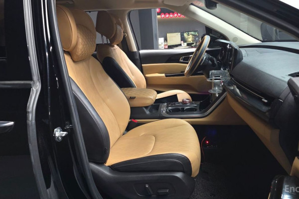 2022 Kia Carnival с пробегом 92 828 км