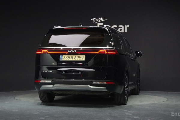 2022 Kia Carnival с пробегом 45 393 км