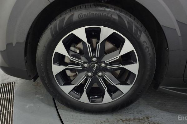 2023 Kia Carnival с пробегом 31 633 км