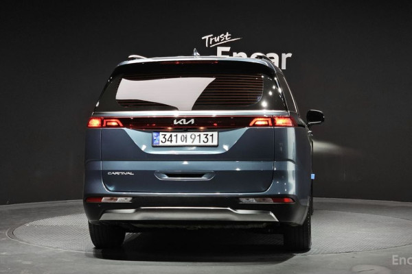 2022 Kia Carnival с пробегом 101 770 км