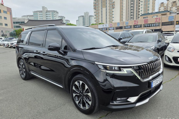 2022 Kia Carnival с пробегом 95 160 км