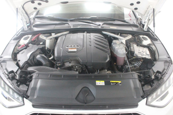 2021 Audi A4 с пробегом 89 161 км