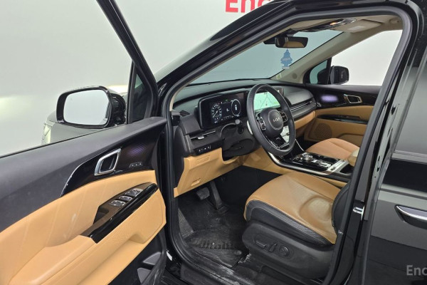 2023 Kia Carnival с пробегом 67 706 км