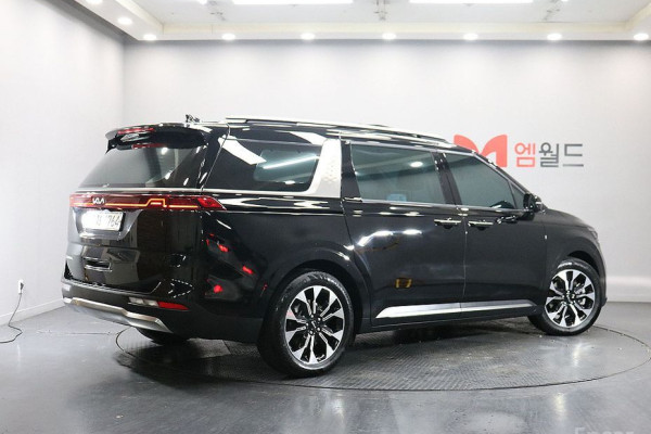 2023 Kia Carnival с пробегом 59 052 км
