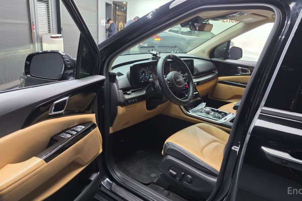 2023 Kia Carnival с пробегом 96 024 км