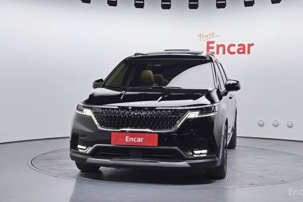2022 Kia Carnival с пробегом 75 724 км