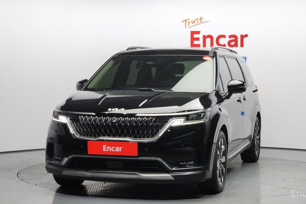 2023 Kia Carnival с пробегом 61 759 км