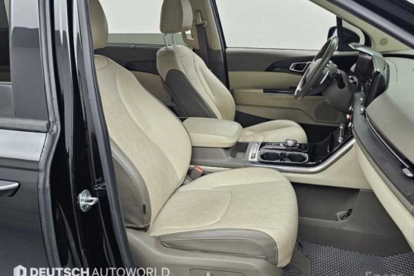 2023 Kia Carnival с пробегом 34 023 км