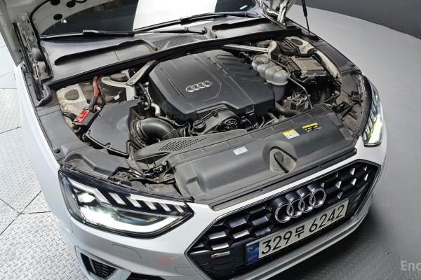2022 Audi A4 с пробегом 57 811 км
