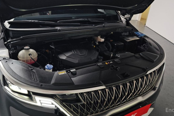 2023 Kia Carnival с пробегом 62 923 км