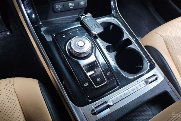 2023 Kia Carnival с пробегом 61 309 км