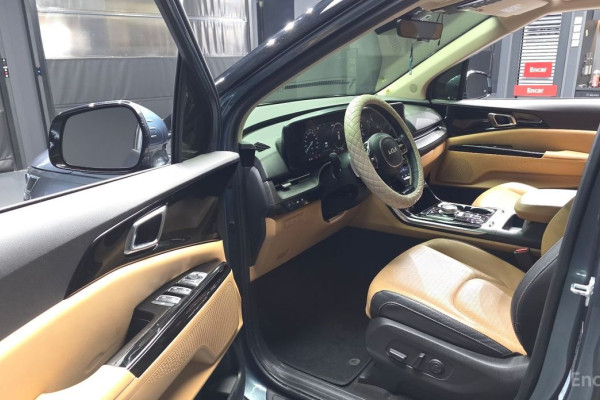 2022 Kia Carnival с пробегом 57 636 км