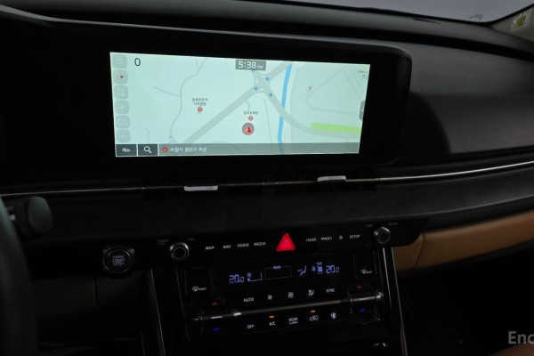 2023 Kia Carnival с пробегом 67 706 км