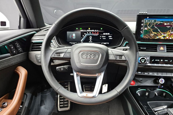 2022 Audi A4 с пробегом 57 811 км