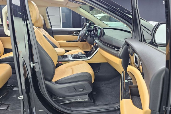 2023 Kia Carnival с пробегом 92 407 км