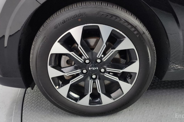 2023 Kia Carnival с пробегом 61 759 км