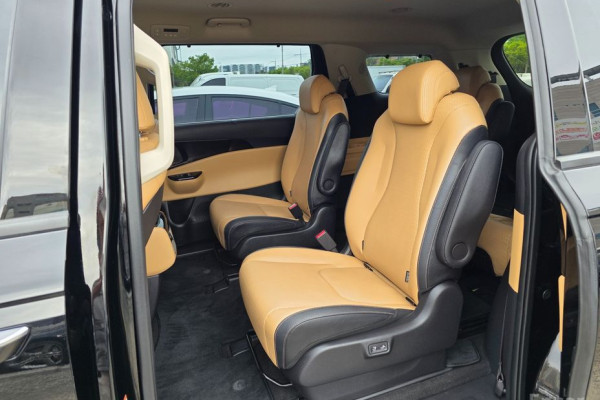 2022 Kia Carnival с пробегом 95 160 км