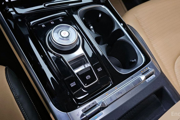 2022 Kia Carnival с пробегом 61 866 км