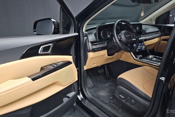 2023 Kia Carnival с пробегом 61 309 км