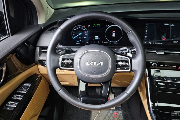 2022 Kia Carnival с пробегом 37 331 км