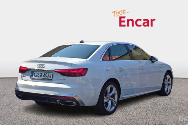 2021 Audi A4 с пробегом 67 088 км