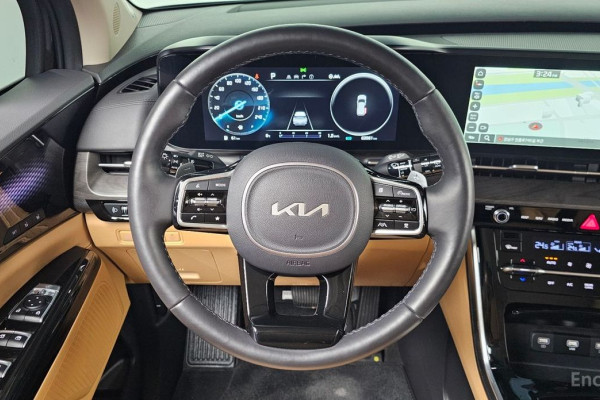 2023 Kia Carnival с пробегом 63 561 км