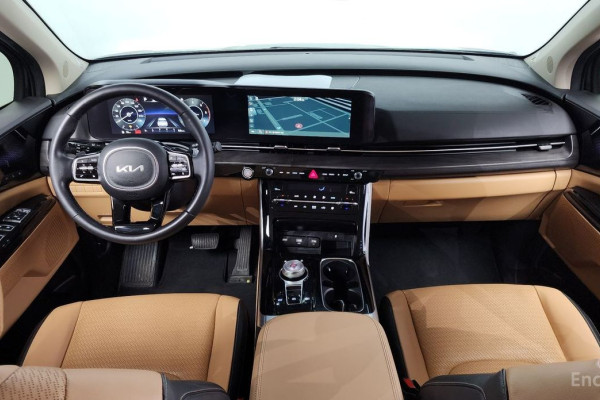 2023 Kia Carnival с пробегом 61 759 км