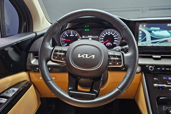 2022 Kia Carnival с пробегом 63 386 км