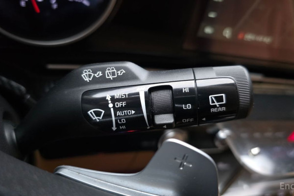 2022 Kia Carnival с пробегом 92 828 км