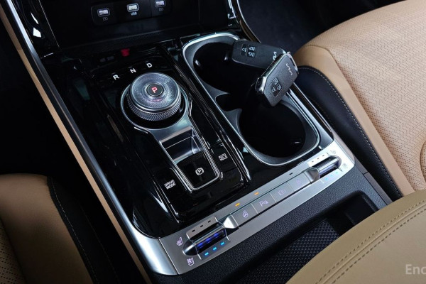 2023 Kia Carnival с пробегом 105 264 км