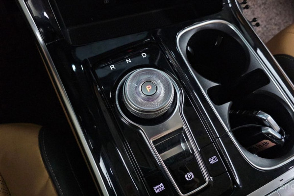 2022 Kia Carnival с пробегом 57 829 км