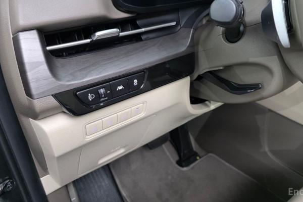 2023 Kia Carnival с пробегом 57 273 км