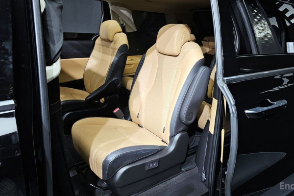 2022 Kia Carnival с пробегом 61 866 км