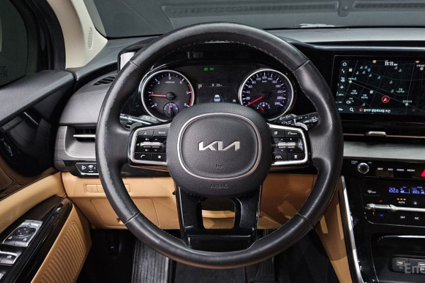 2023 Kia Carnival с пробегом 61 309 км