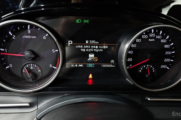 2023 Kia Carnival с пробегом 100 569 км