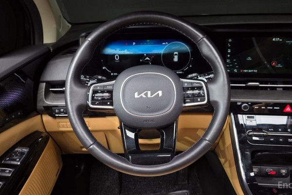 2022 Kia Carnival с пробегом 45 393 км