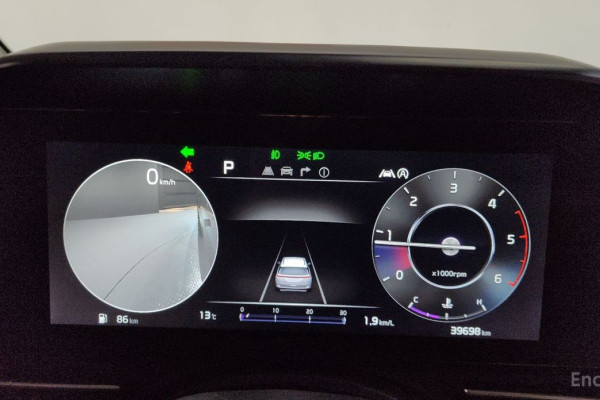 2022 Kia Carnival с пробегом 39 698 км