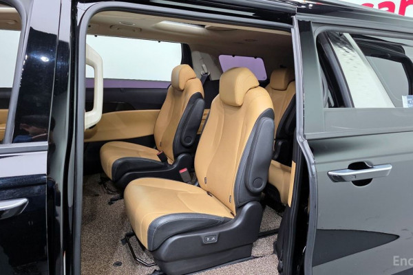 2022 Kia Carnival с пробегом 96 517 км