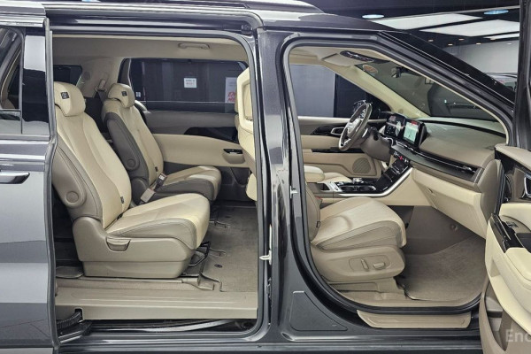 2022 Kia Carnival с пробегом 76 810 км