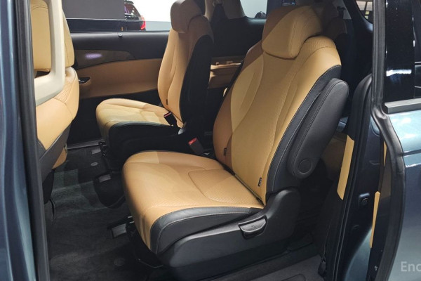 2022 Kia Carnival с пробегом 101 770 км