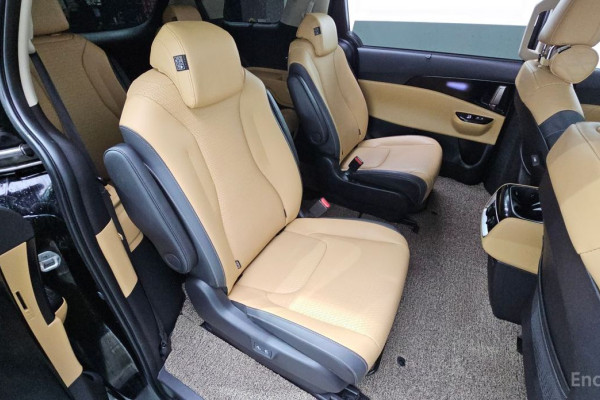 2022 Kia Carnival с пробегом 57 829 км