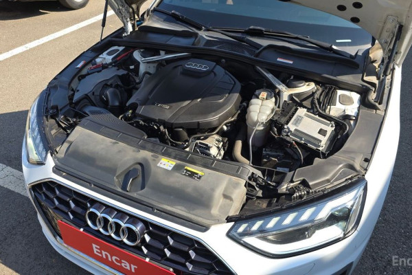 2021 Audi A4 с пробегом 67 088 км