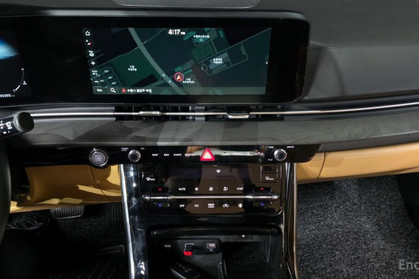 2022 Kia Carnival с пробегом 45 393 км