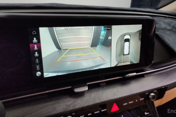 2023 Kia Carnival с пробегом 31 633 км