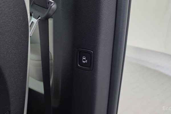 2022 Kia Carnival с пробегом 39 482 км